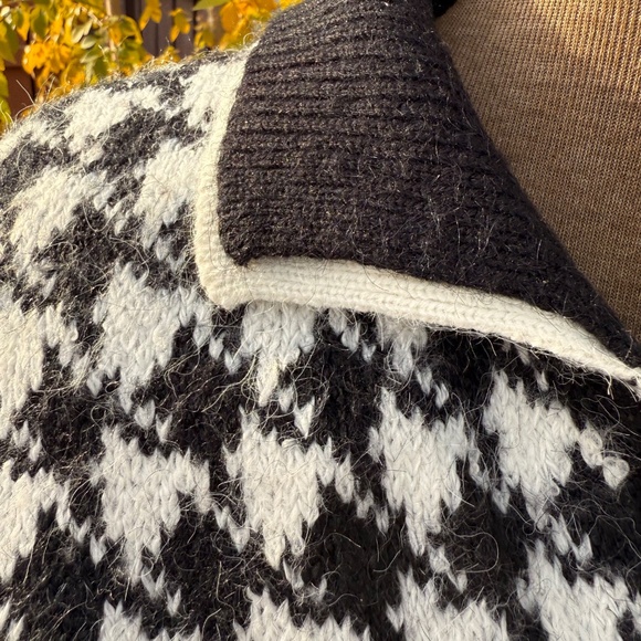 Vintage 80s Black & white houndstooth polo sweater - Picture 6 of 8